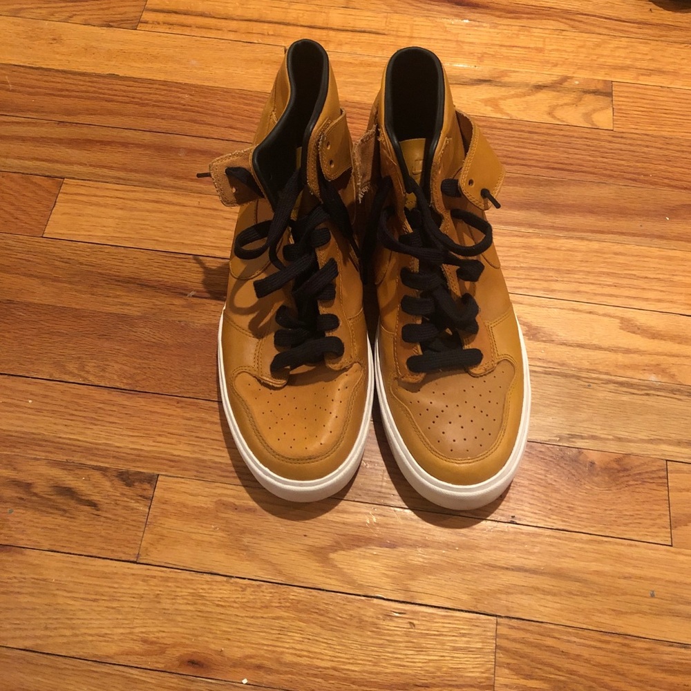 Men’s Nike Dunks